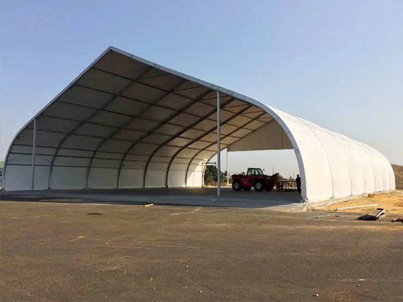 curved tent structure for camping COSCO