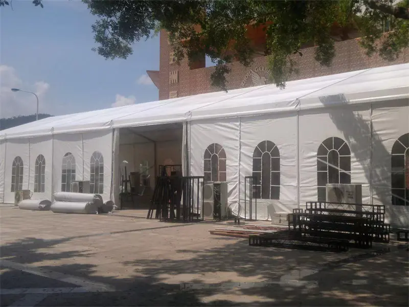 Come and Choose a Suitable Sunshade Tent Before Hot Summer Arrives